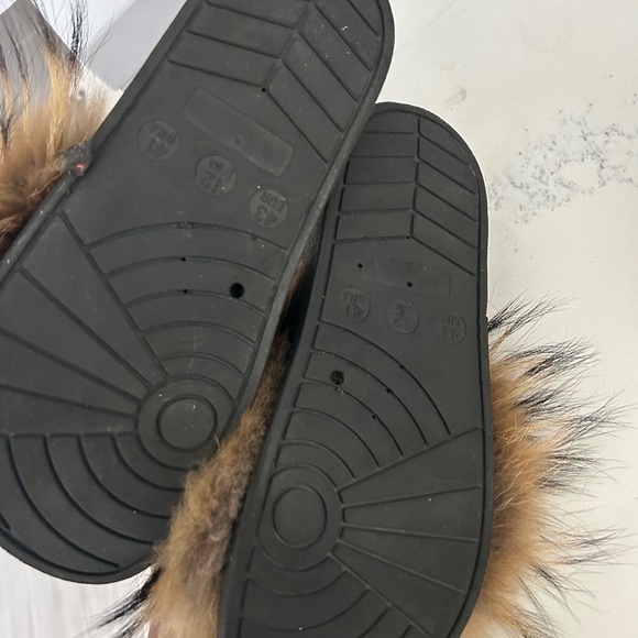 So real faux fur - Picture 3 of 3